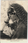 Carte postale, jeune femme serbe